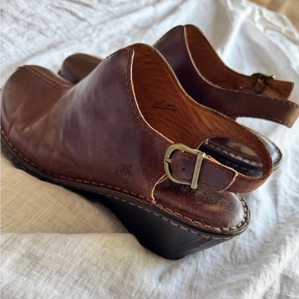 Born Flowers Slingback Wedge Clogs Size 10 Brown Leather